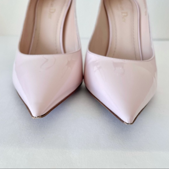 Dior D-Strap Pump - Picture 6 of 16